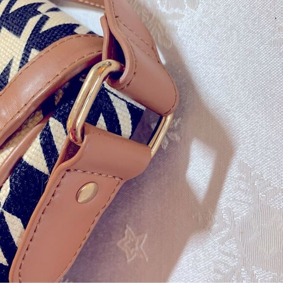 Spartina 449 Stoddard Crossbody Handbag Linen & Leather Snap Closure Gorgeous - Picture 6 of 10